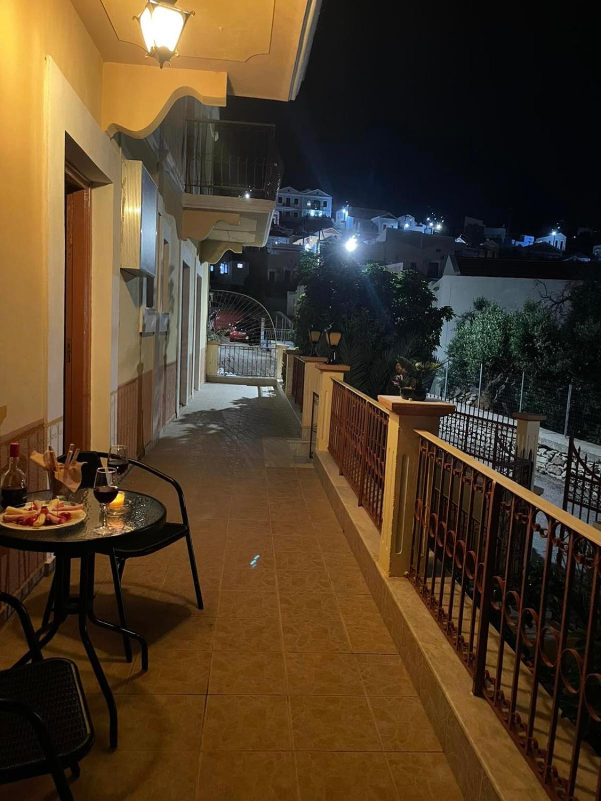 Villa Pinotsi Сими Экстерьер фото