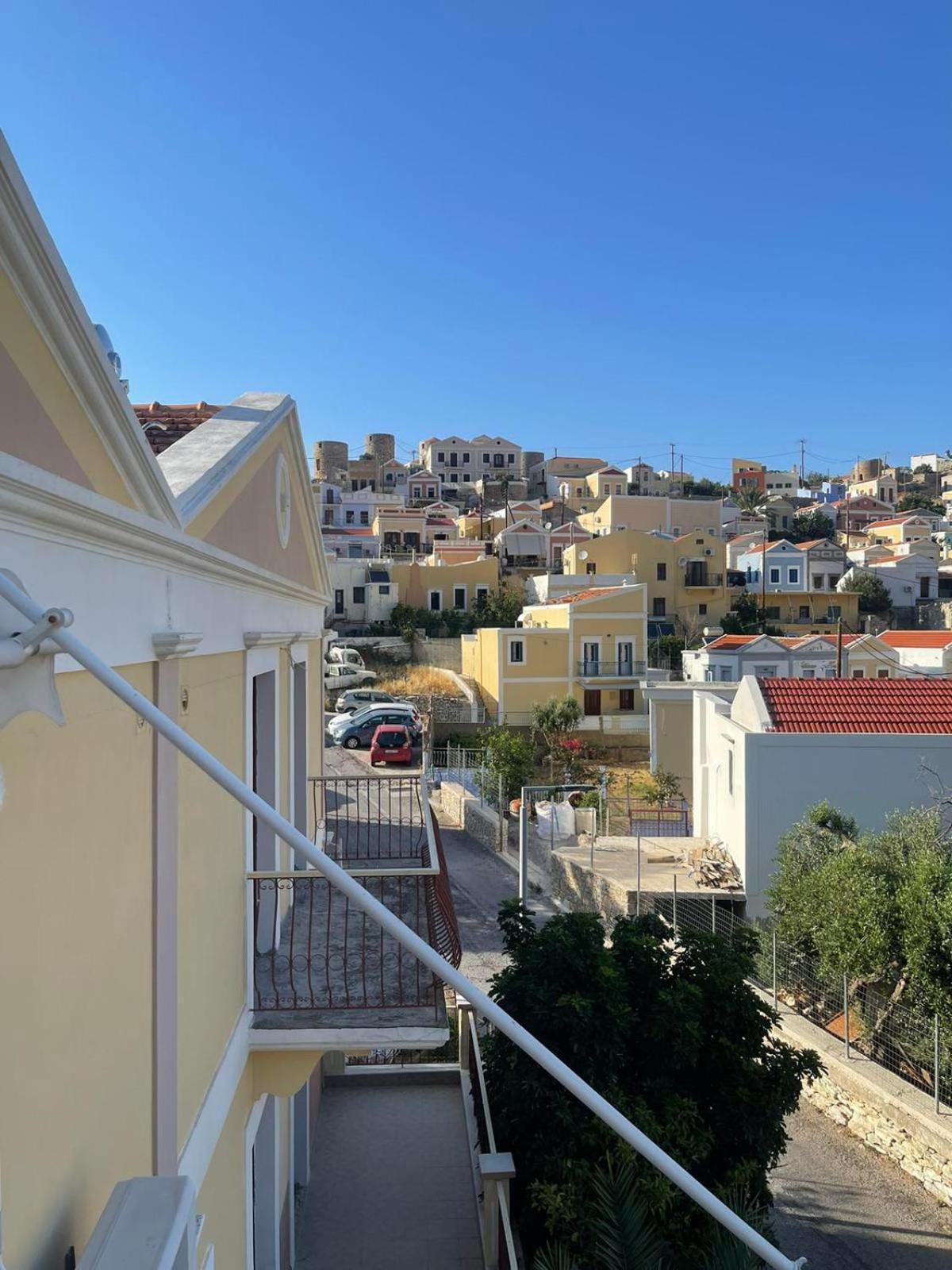 Villa Pinotsi Сими Экстерьер фото